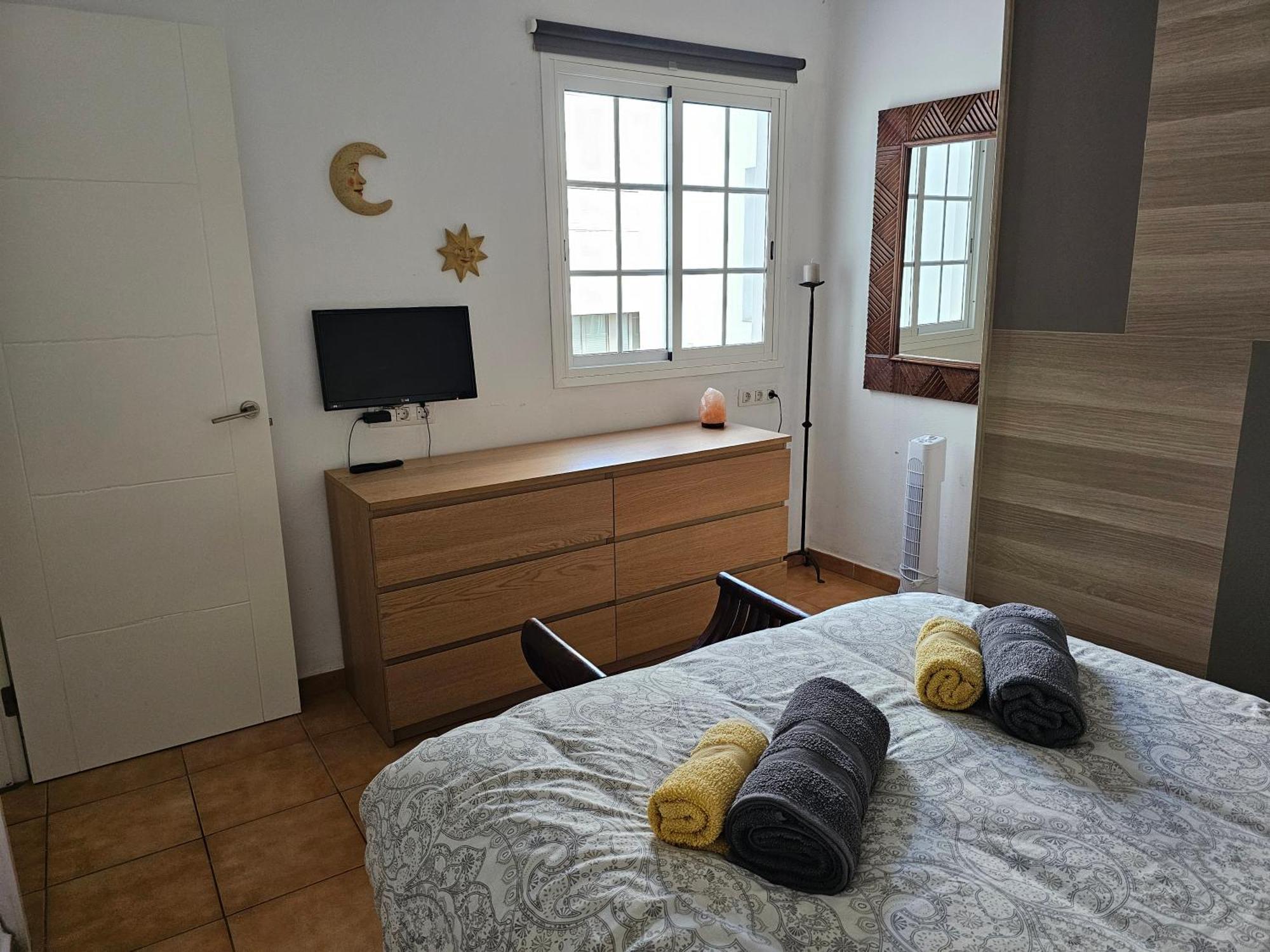 Keka'S Guesthouse - City Centre سانتا كروز دي تينيريف المظهر الخارجي الصورة