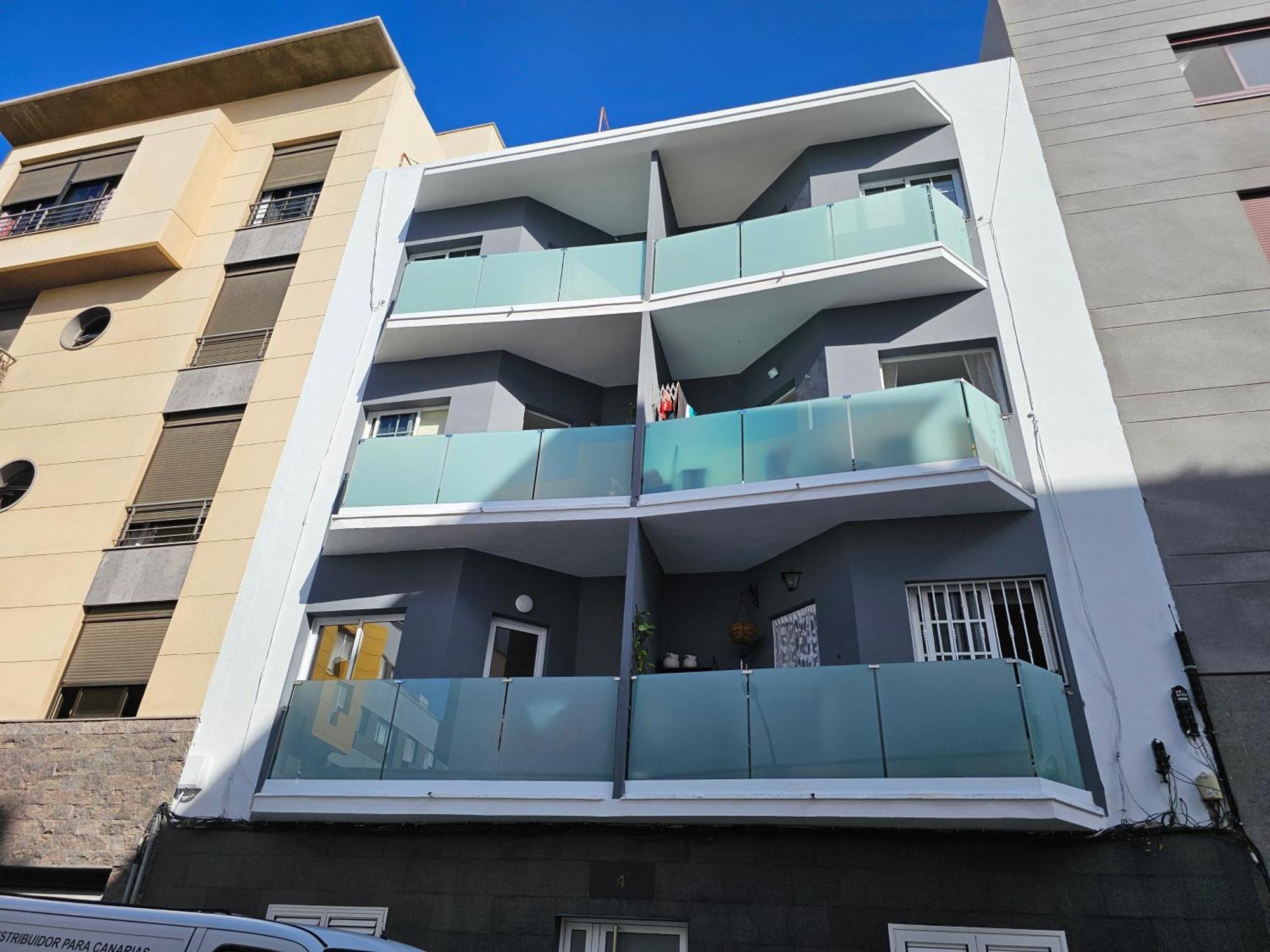 Keka'S Guesthouse - City Centre سانتا كروز دي تينيريف المظهر الخارجي الصورة